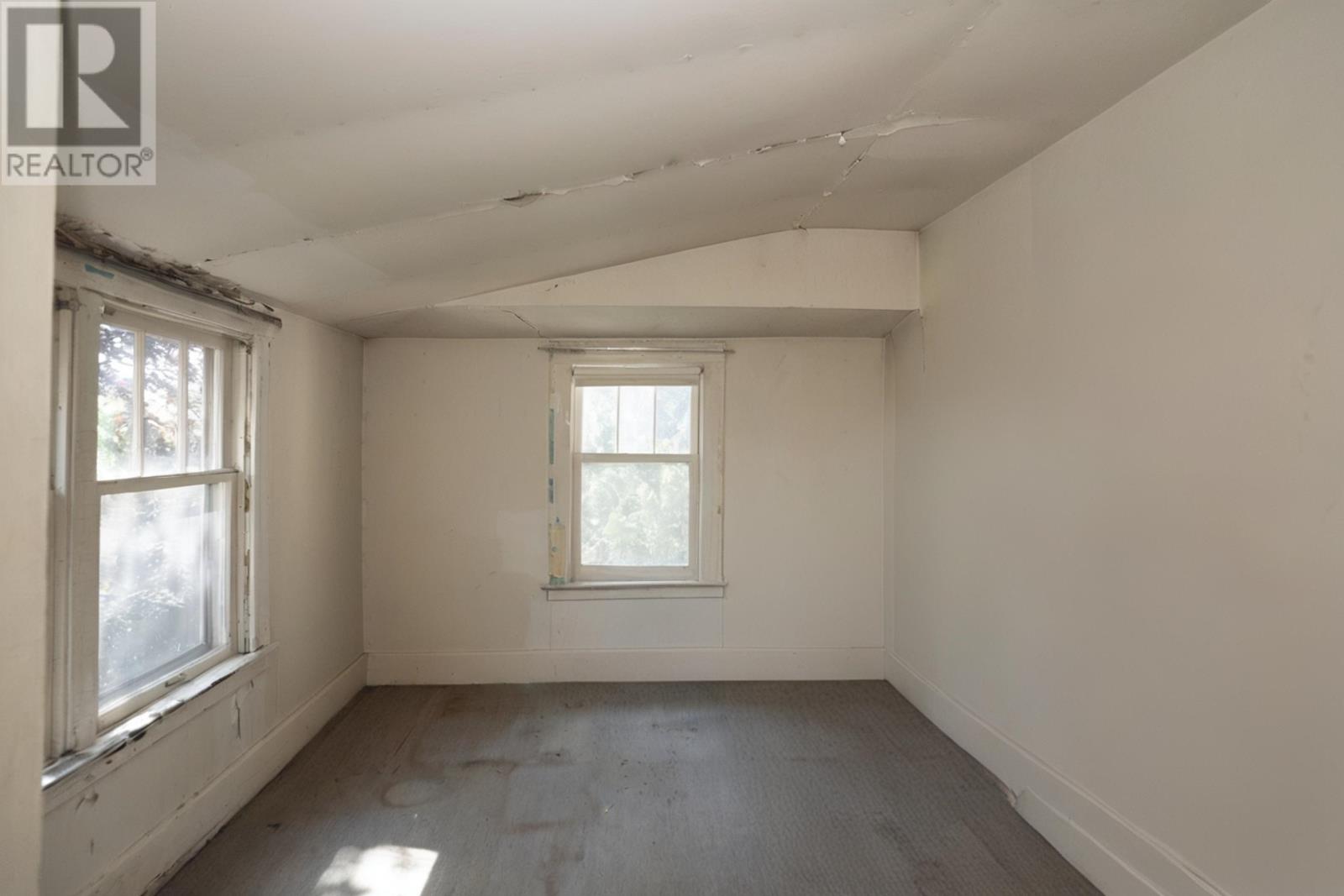 348 Ambrose ST - 24