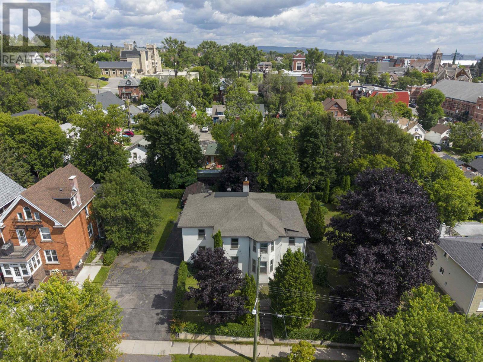 348 Ambrose ST - 48