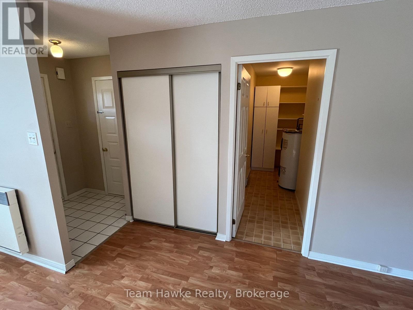 #72 696 KING STREET - Image 8