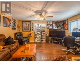 Foyer - 596101 Highway 59     18 Tropicana Crescent, East Zorra Tavistock, ON N4S7W1 Photo 6
