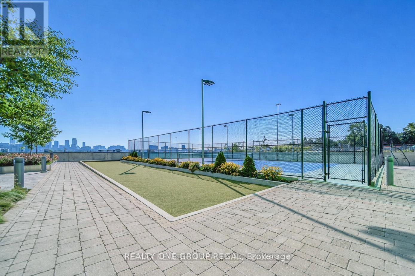 #3708 85 MCMAHON DRIVE - 25