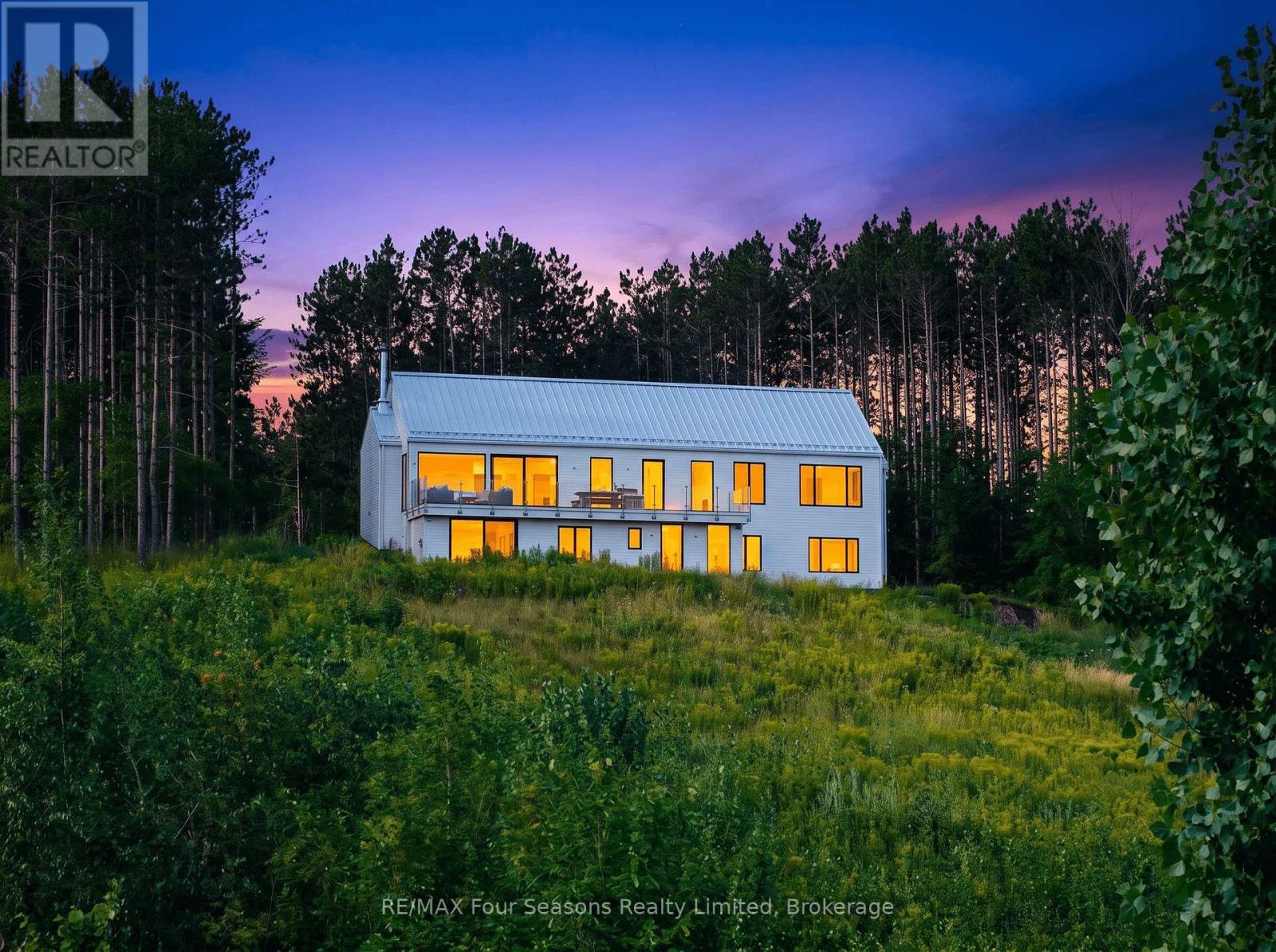 58 SYDENHAM TRAIL W - 2