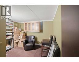 812 Edmonton Trail Ne, Calgary, AB T2E3J6 Photo 7
