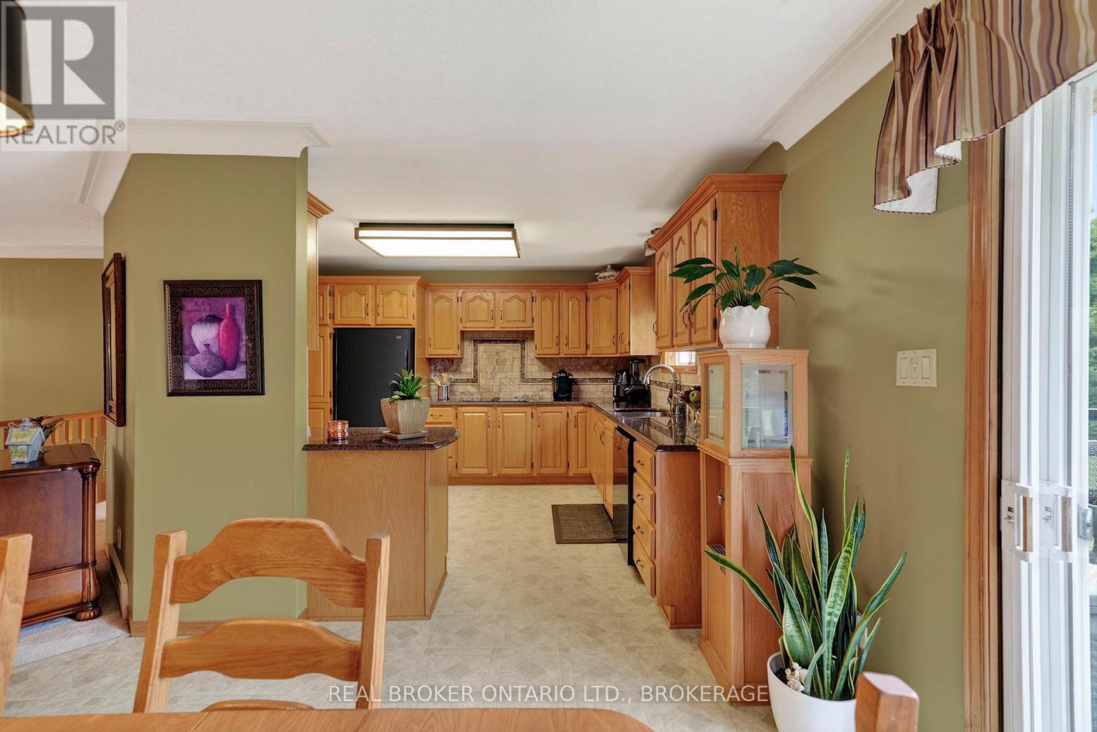 6495 CLIFFORD AVENUE - Image 10