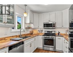 701 Ermineskin Ave, Parksville, BC V9P2L4 Photo 13