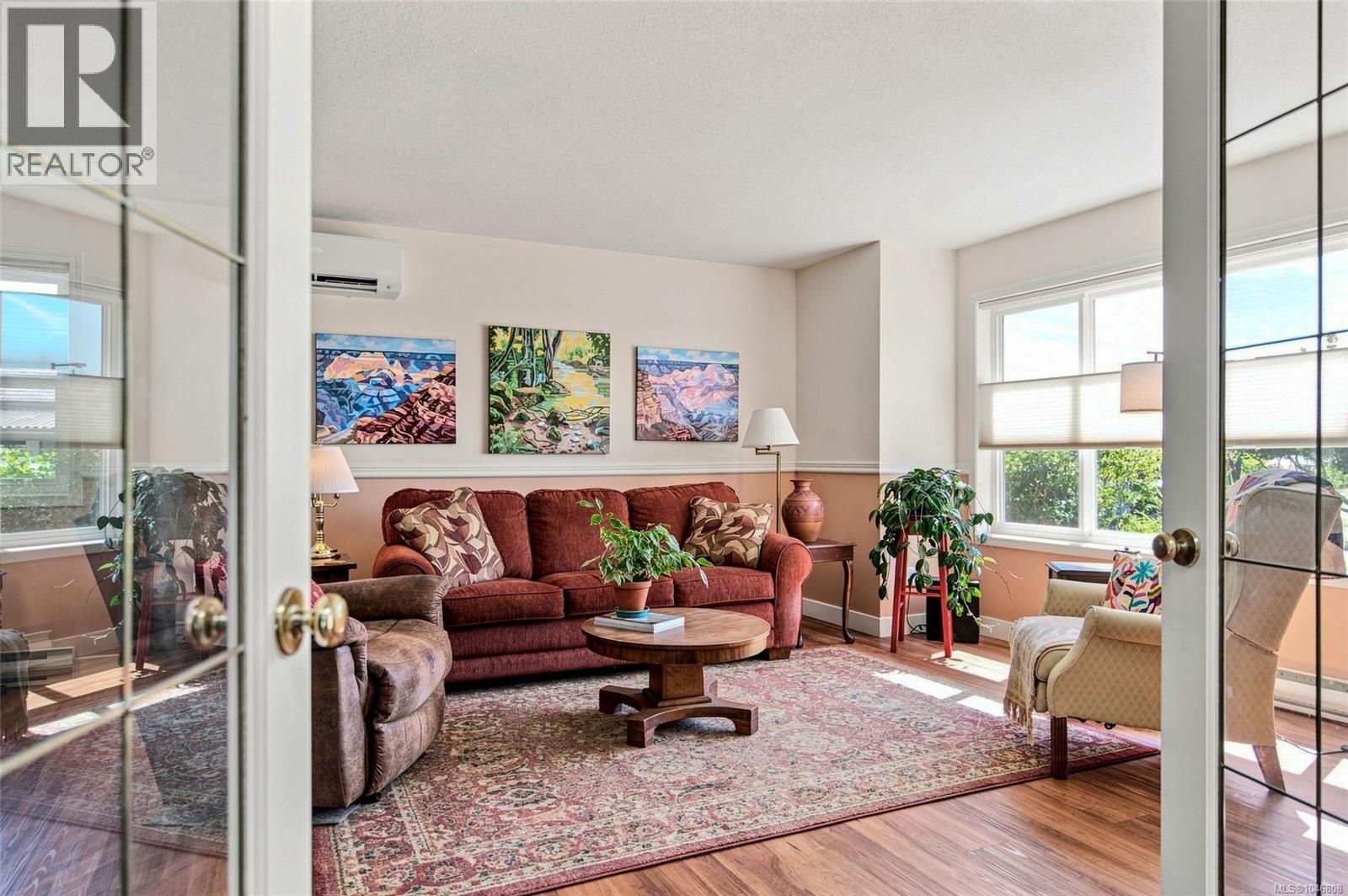 701 Ermineskin Ave, Parksville
