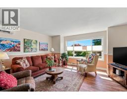 Dining room - 701 Ermineskin Ave, Parksville, BC V9P2L4 Photo 8