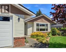 701 Ermineskin Ave, Parksville, BC V9P2L4 Photo 38