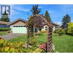 701 Ermineskin Ave, Parksville, BC V9P2L4 Photo 40