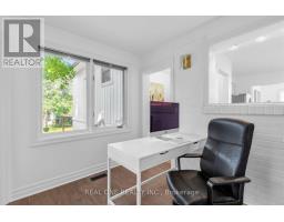 10 Devins Drive, Aurora, ON L4G2Z1 Photo 11