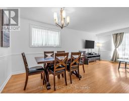 10 Devins Drive, Aurora, ON L4G2Z1 Photo 12