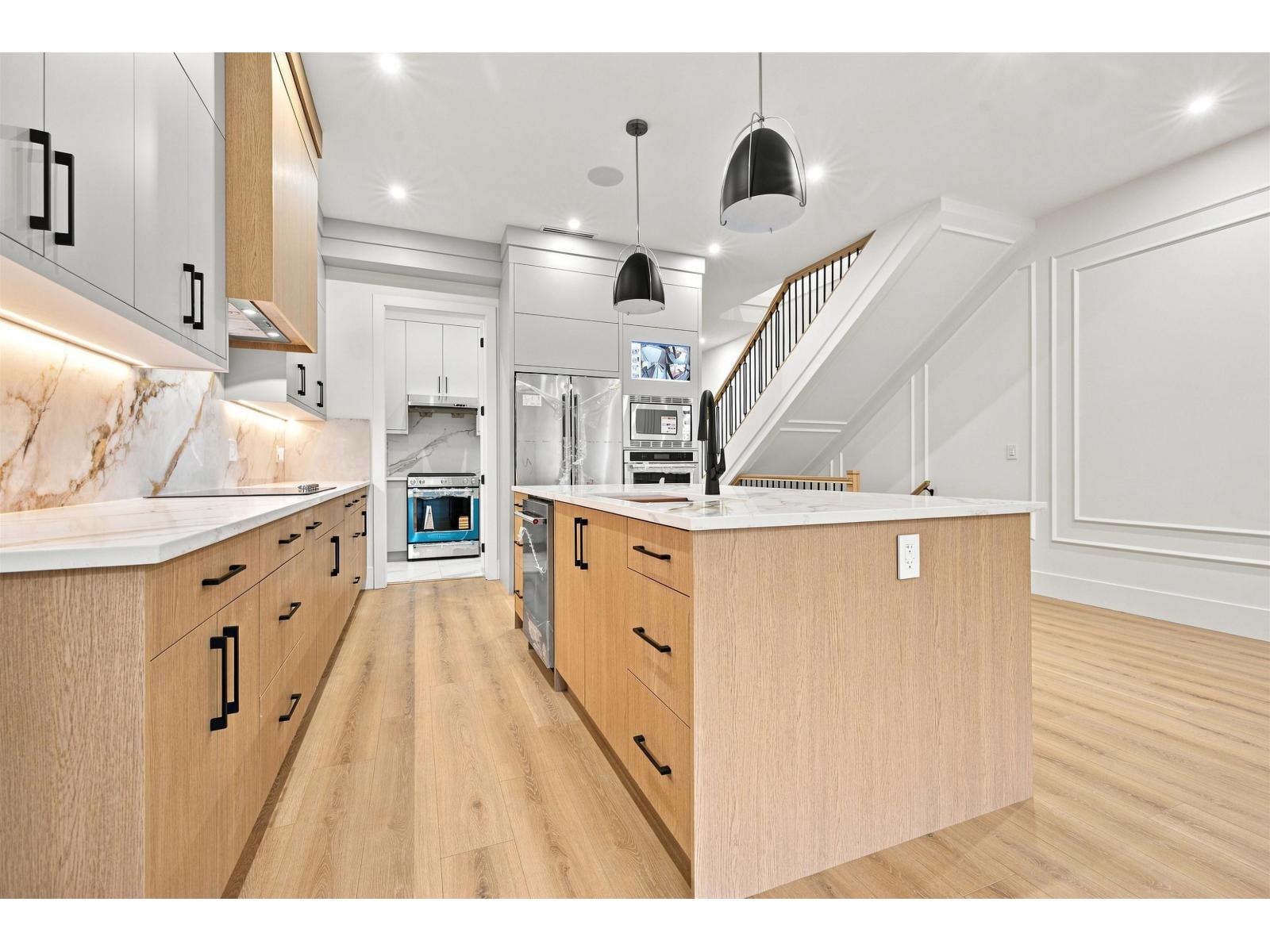 16513 20 AVENUE, Surrey