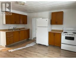 52A Courthouse Road thumbnail 11
