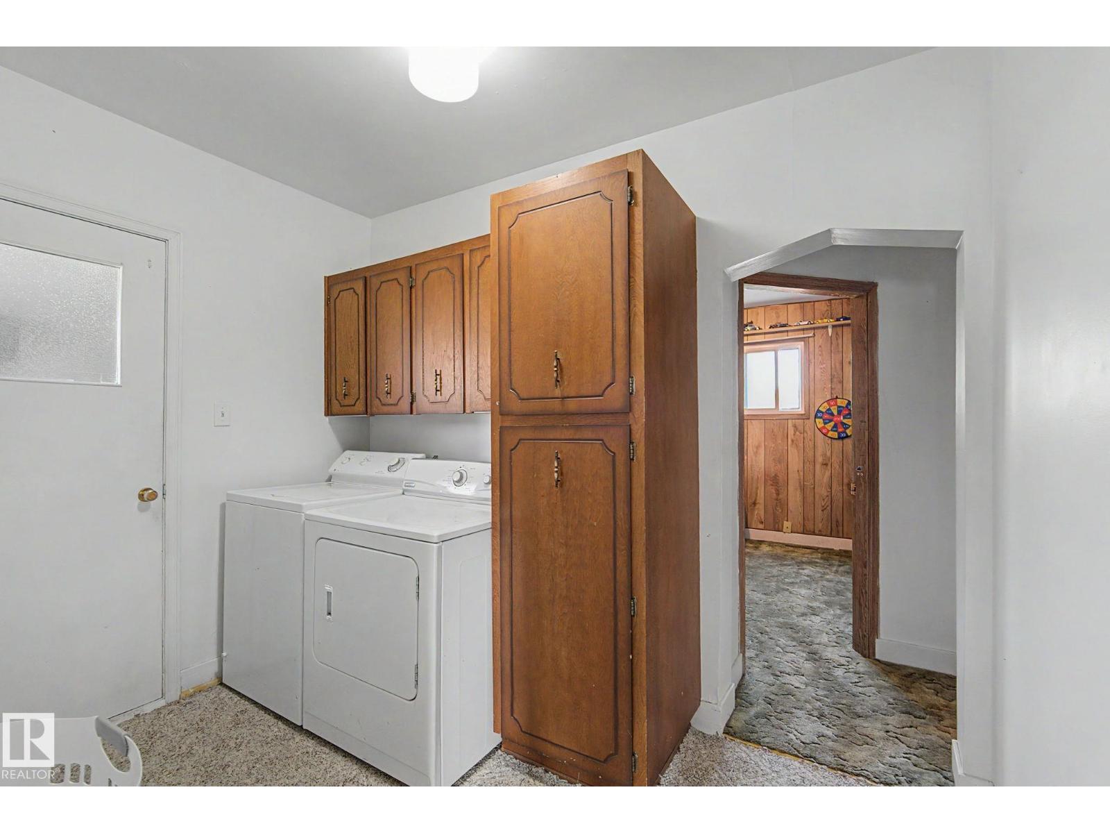 10112 102 Ave - Image 26