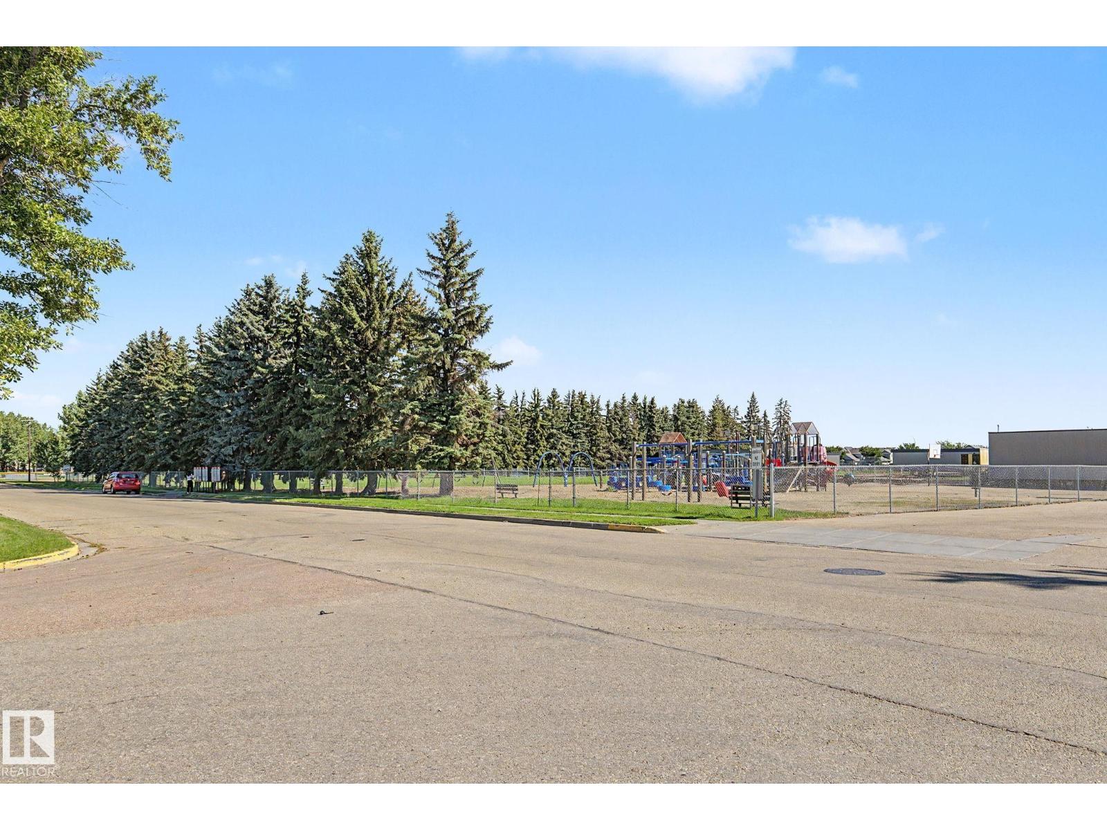 10112 102 Ave - Image 43