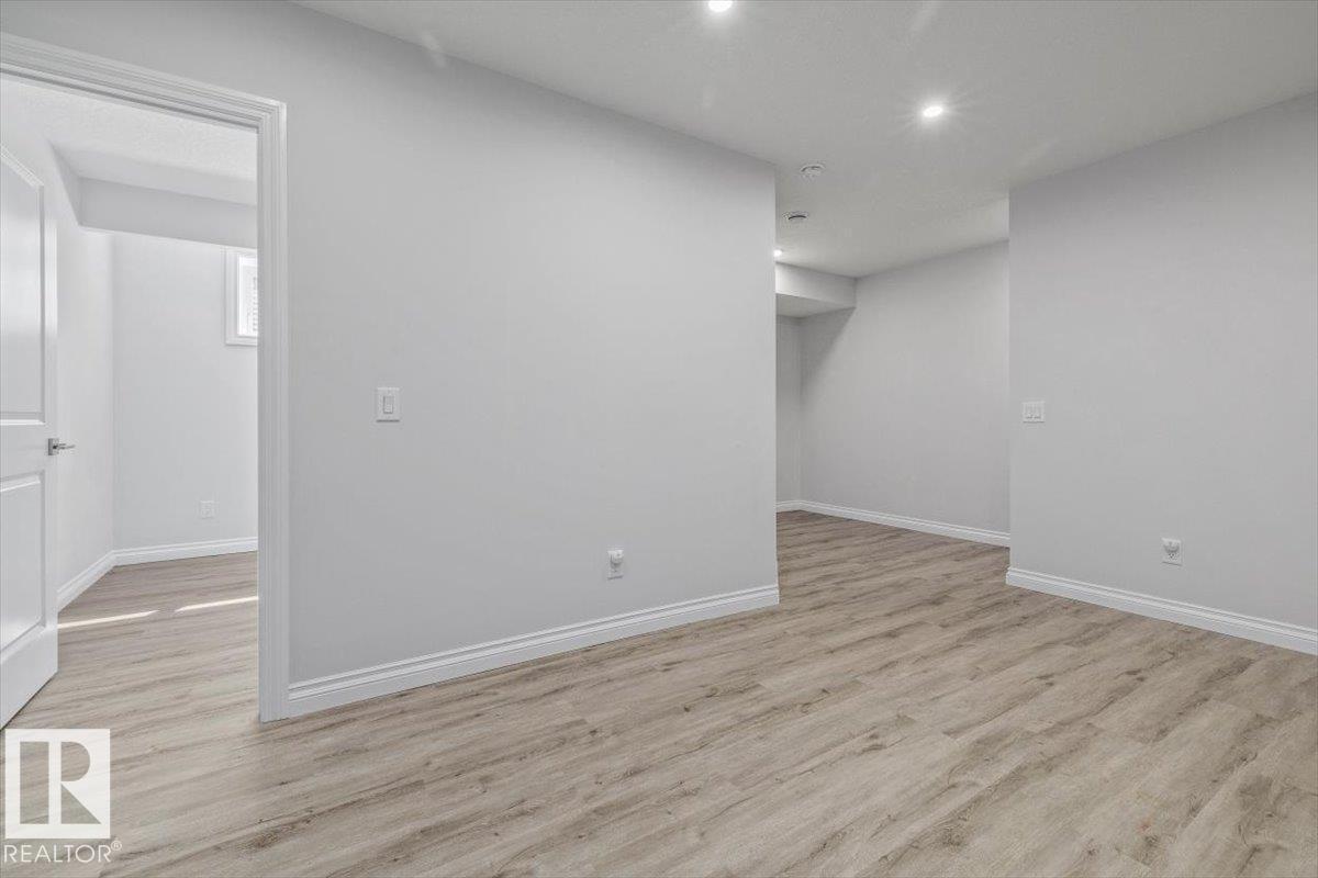 1014 DANIELS LO SW - Image 35