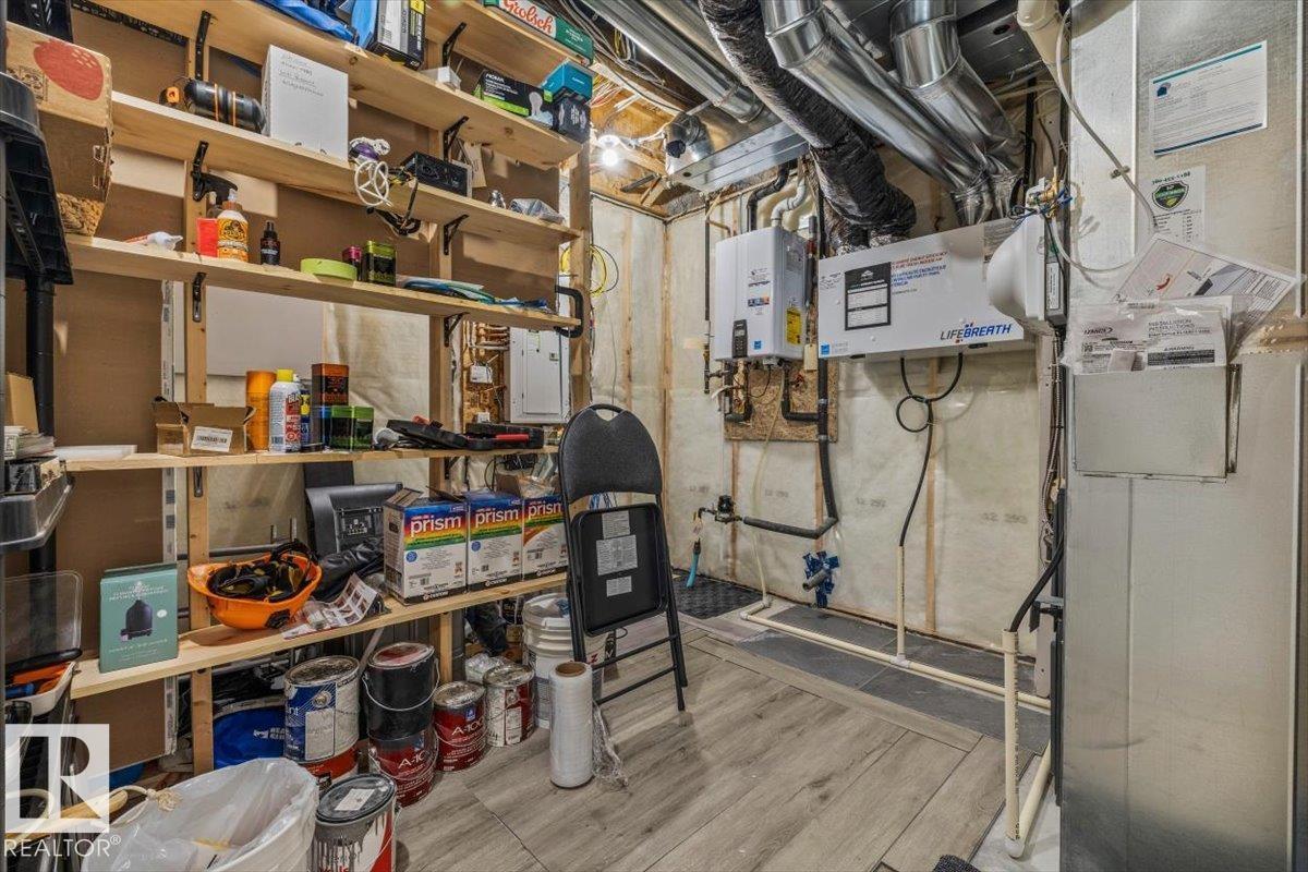 1014 DANIELS LO SW - Image 38