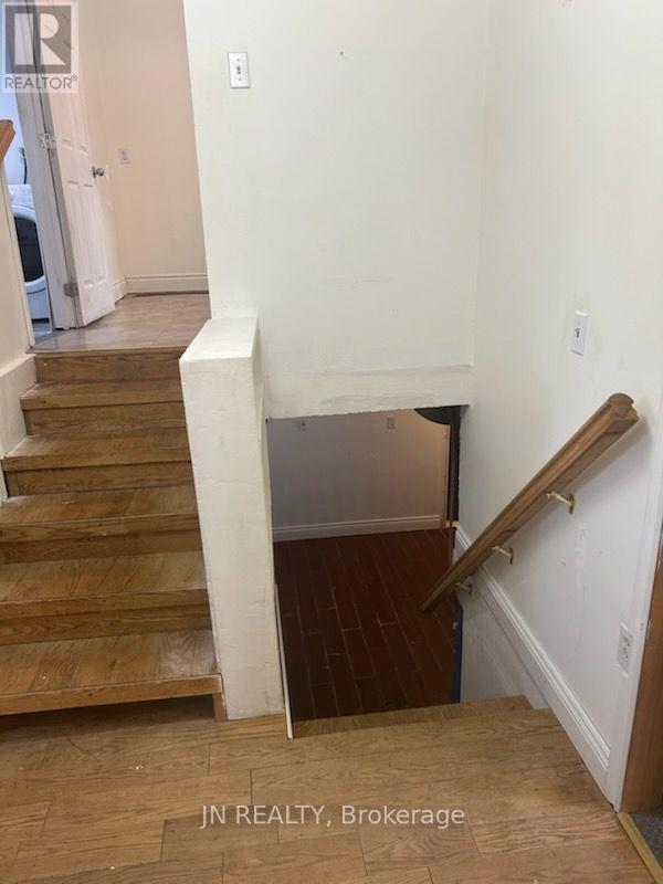 2 BROADWAY AVENUE - Image 22