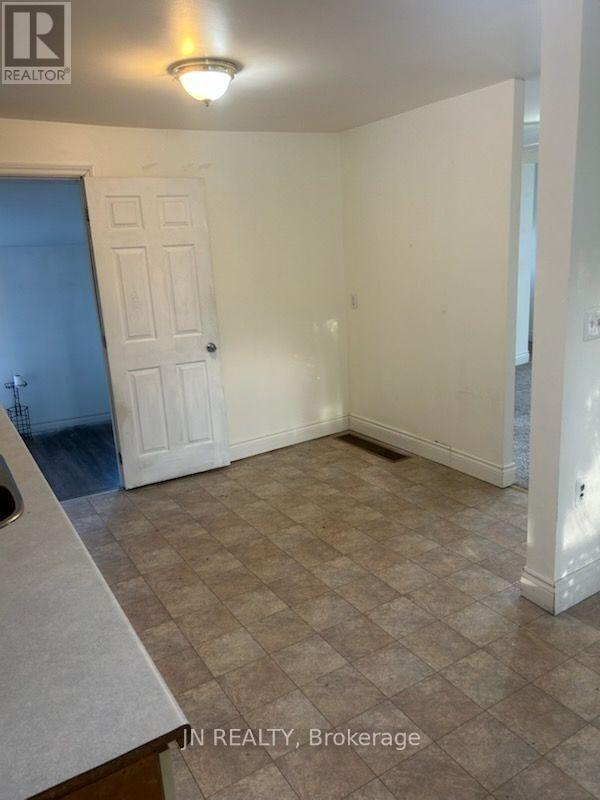 2 BROADWAY AVENUE - 6