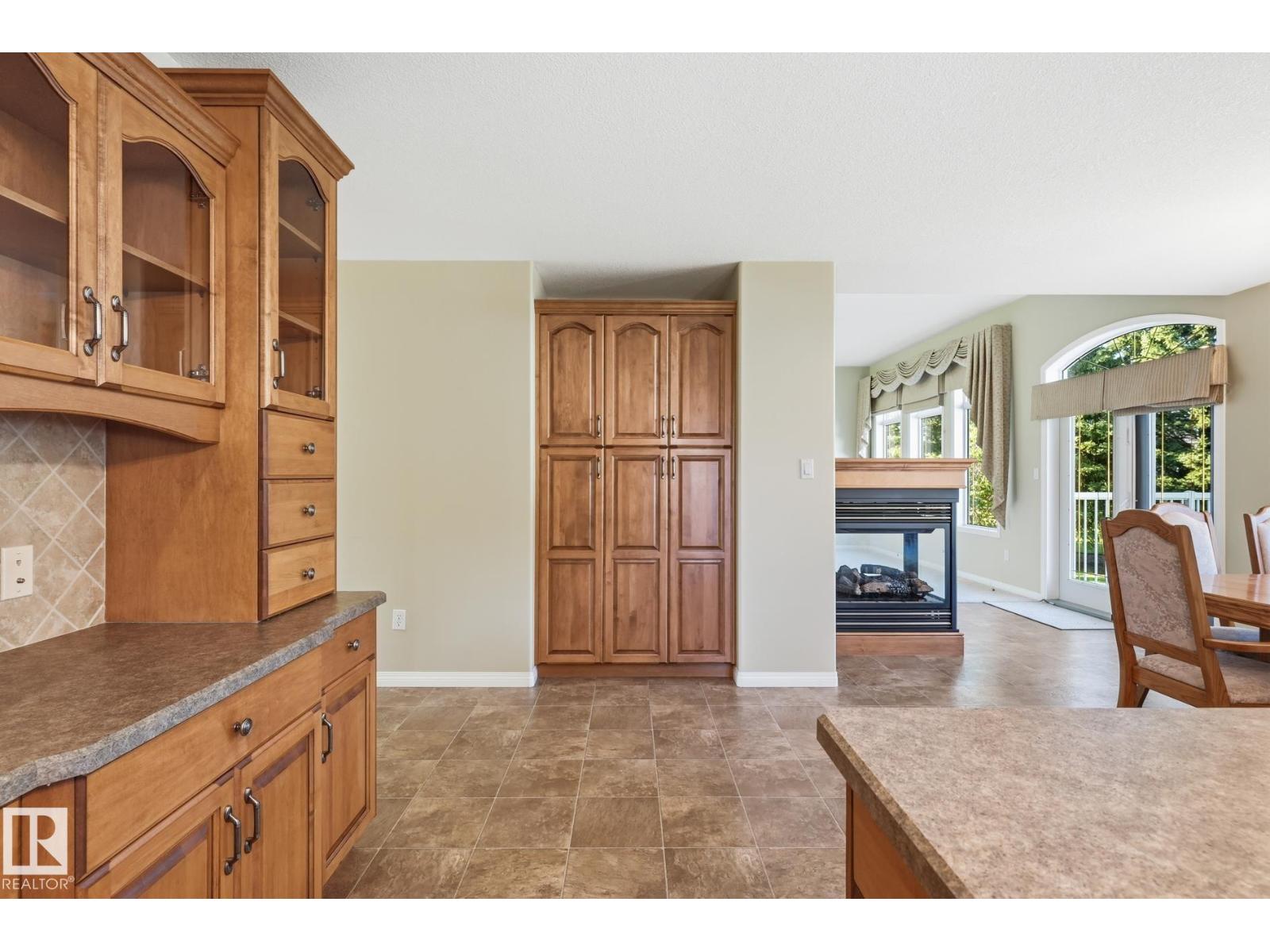 11, 27118 Hwy 18 - Image 23