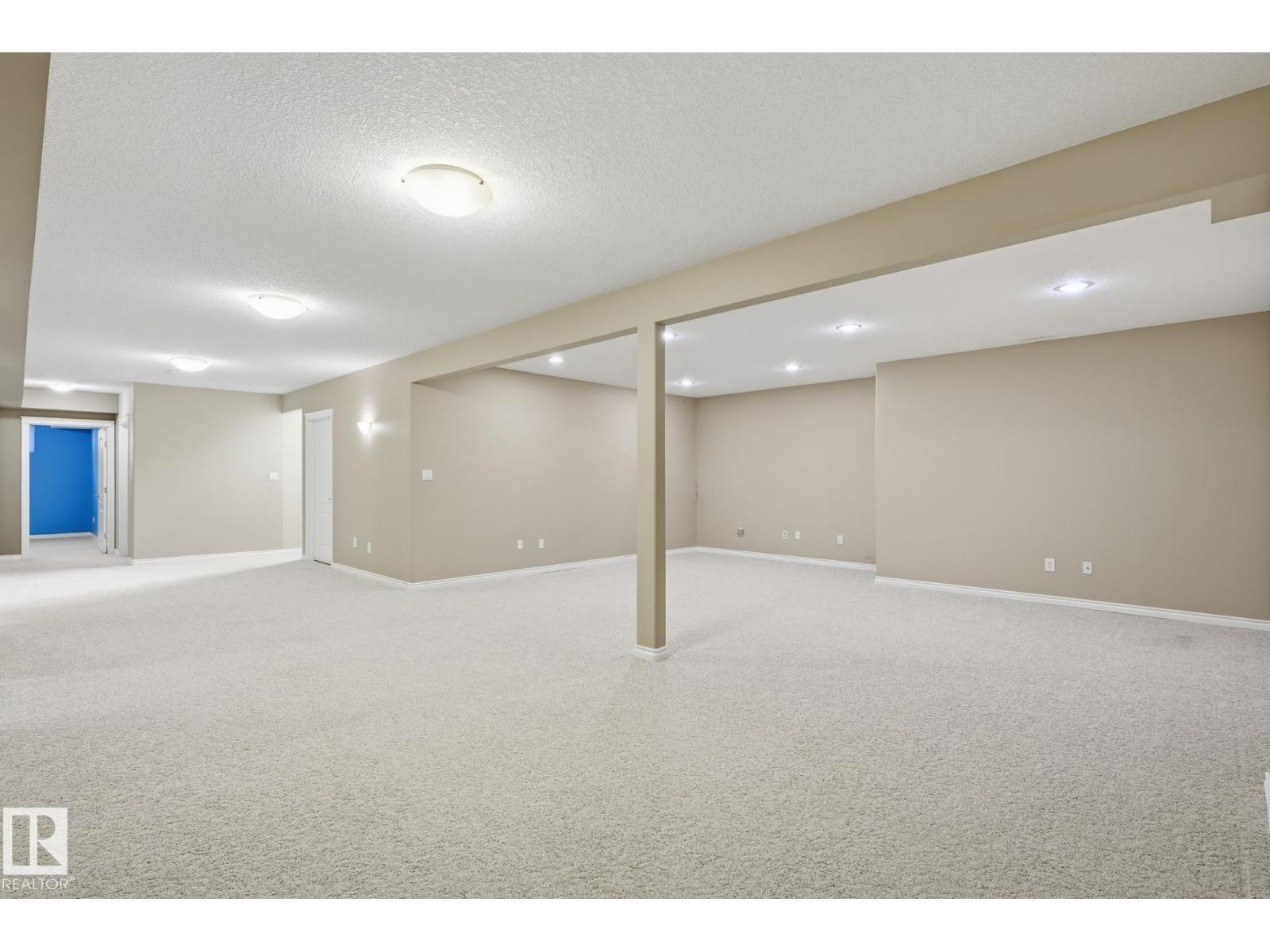 11, 27118 Hwy 18 - Image 37