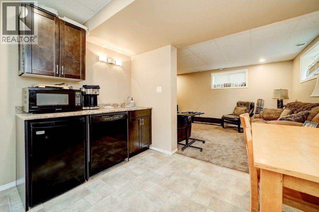 20525 25 Avenue - 29