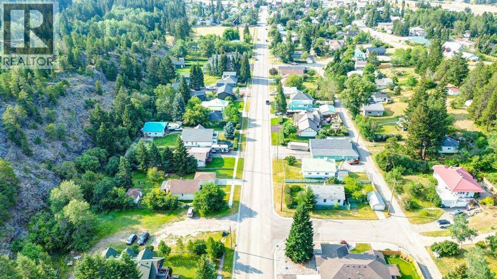 20525 25 Avenue - 48