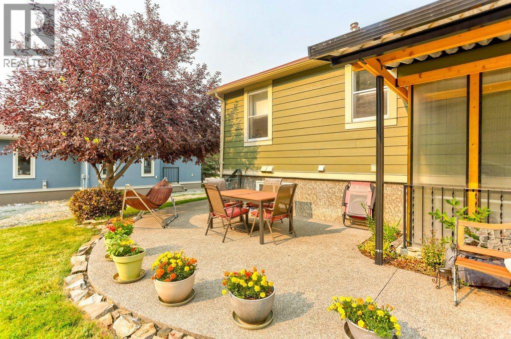 20525 25 Avenue - 36