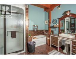 1627 Hood Road, Creston, BC V0B1G2 Photo 25