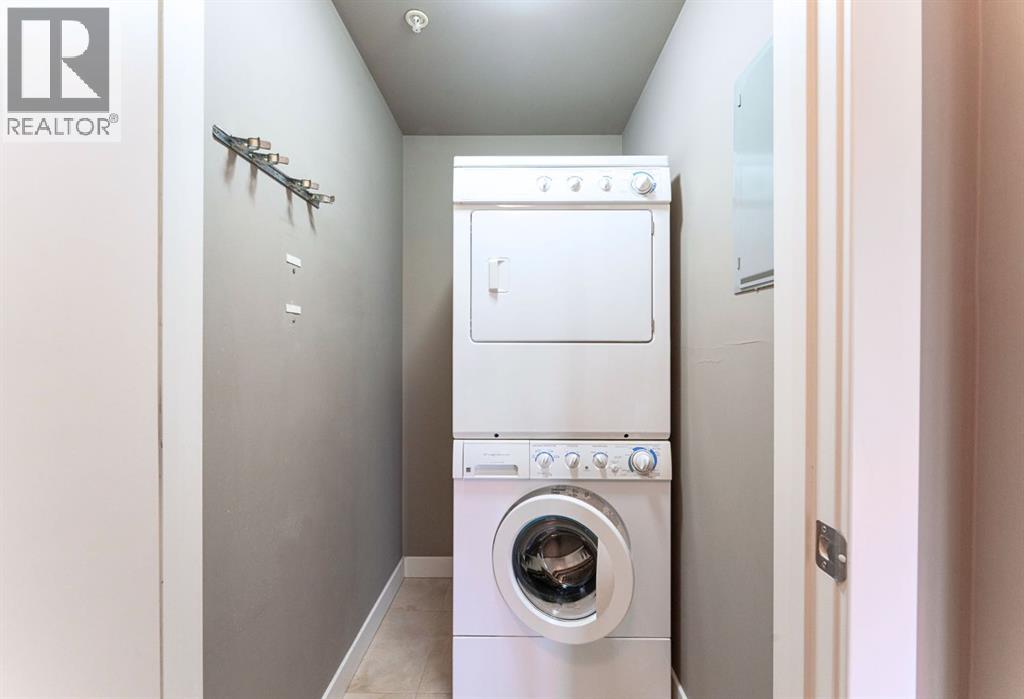 #107 106 Stewart Creek Landing - Image 32