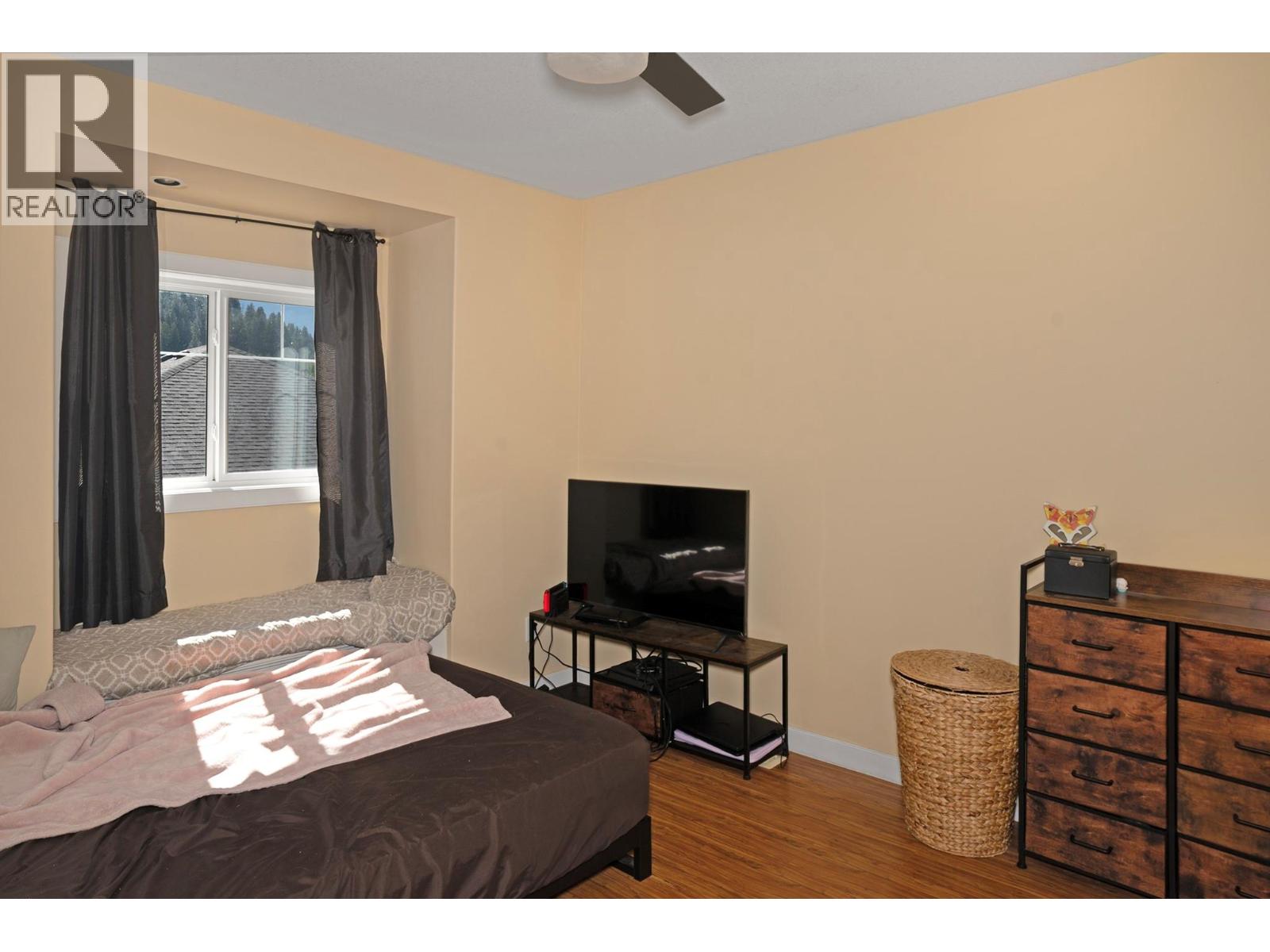 608 16TH  N Avenue, Creston