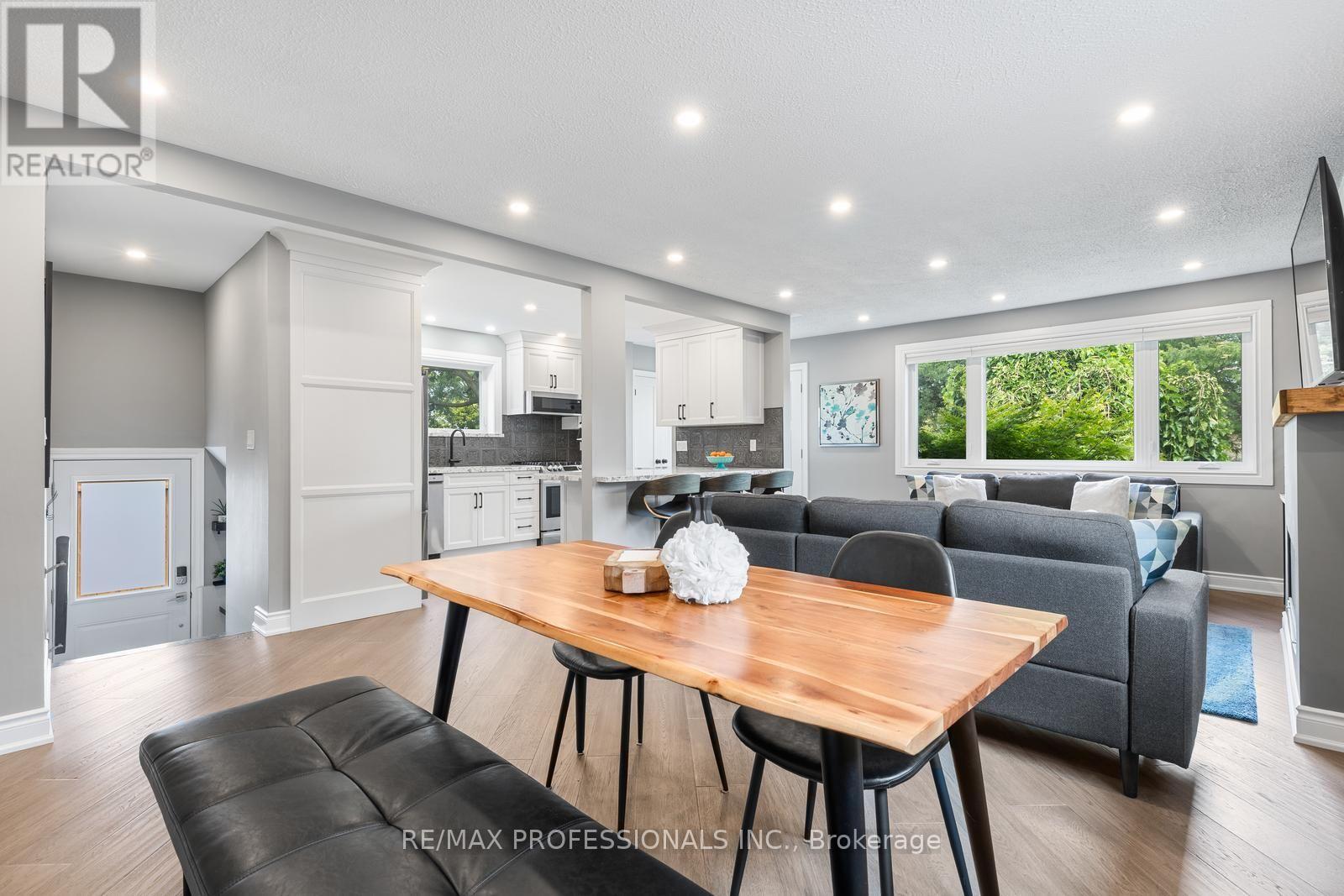 20 HOLLISTER ROAD - 3