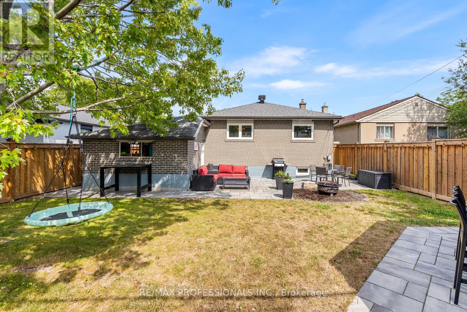 20 HOLLISTER ROAD - Image 35