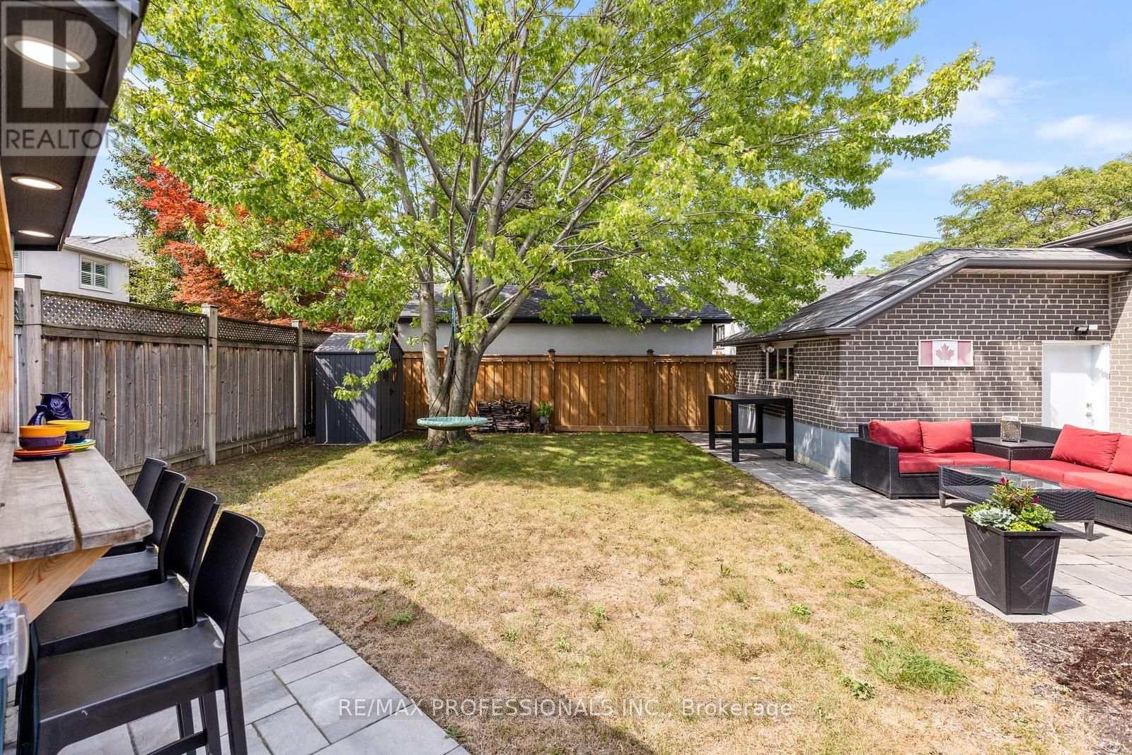 20 HOLLISTER ROAD - 36