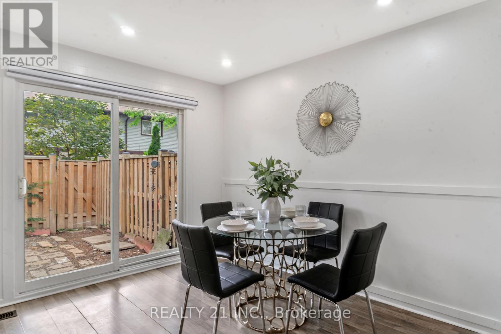 #101 45 HANSEN ROAD N - 6