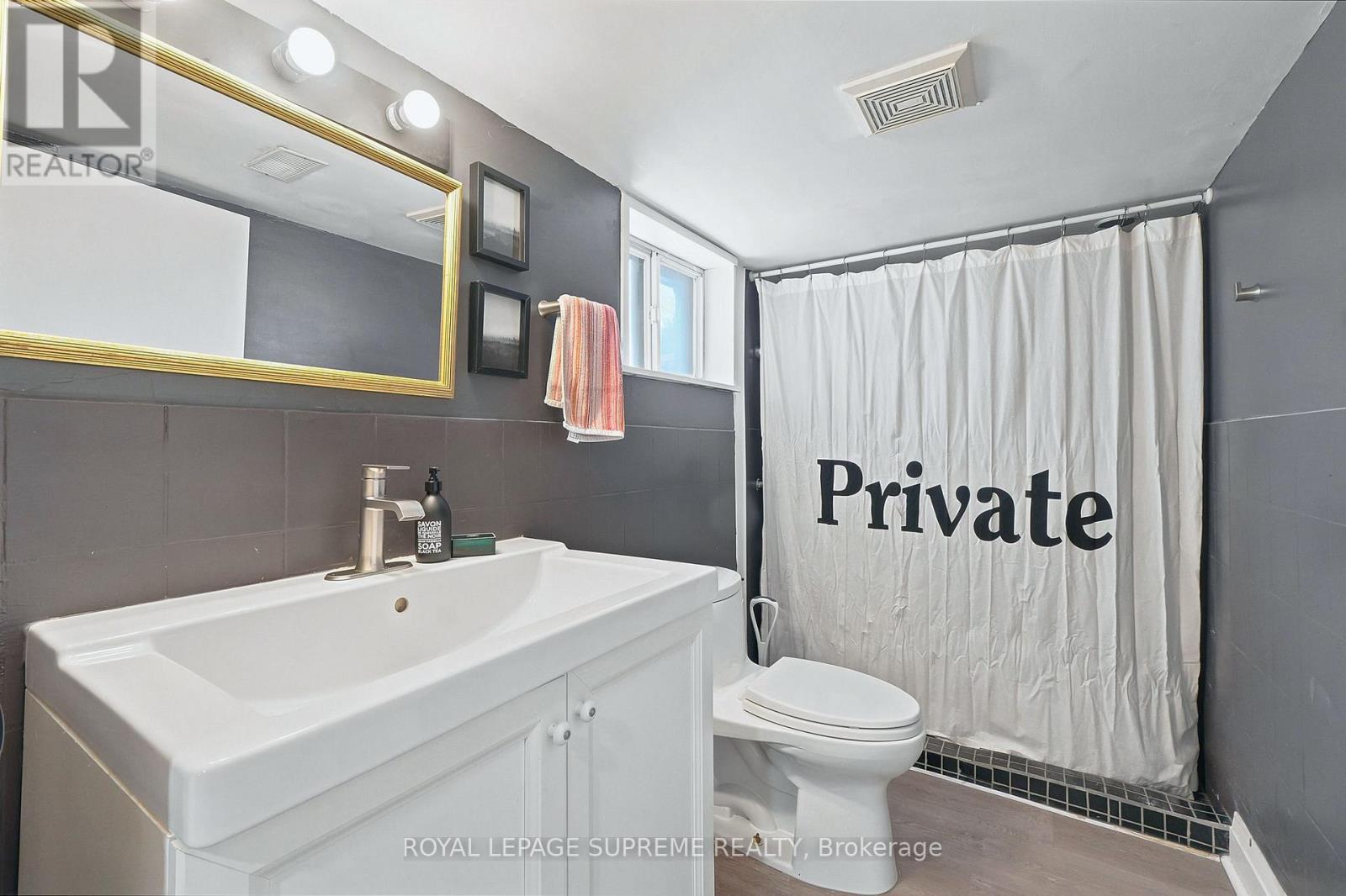 395 MCROBERTS AVENUE - Image 30