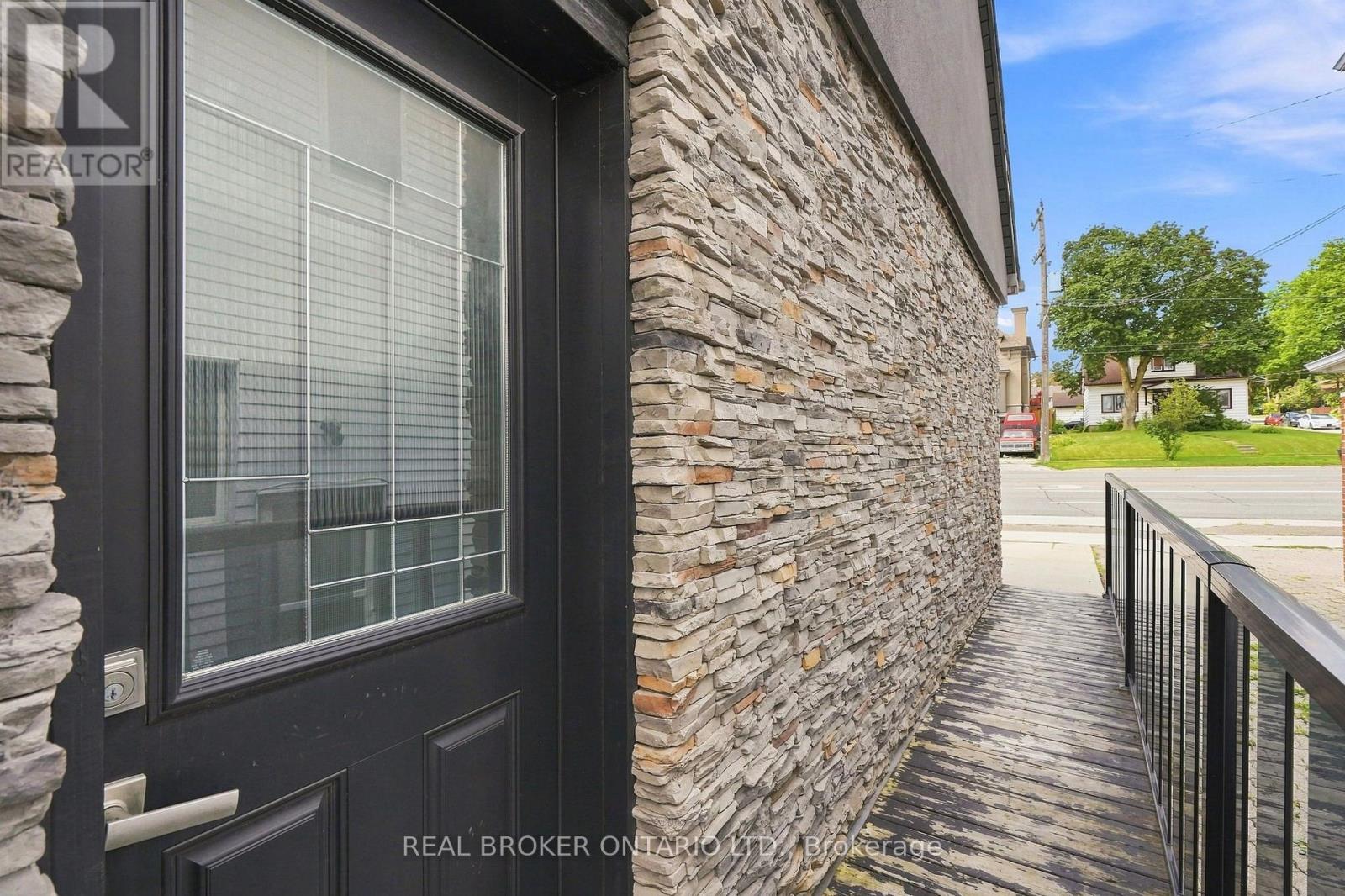 671 SCARLETT ROAD - Image 38