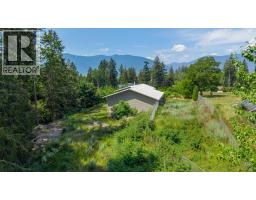 830 16th Avenue S, Creston, BC V0B1G3 Photo 38