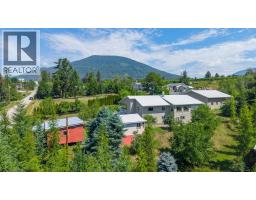 830 16th Avenue S, Creston, BC V0B1G3 Photo 43
