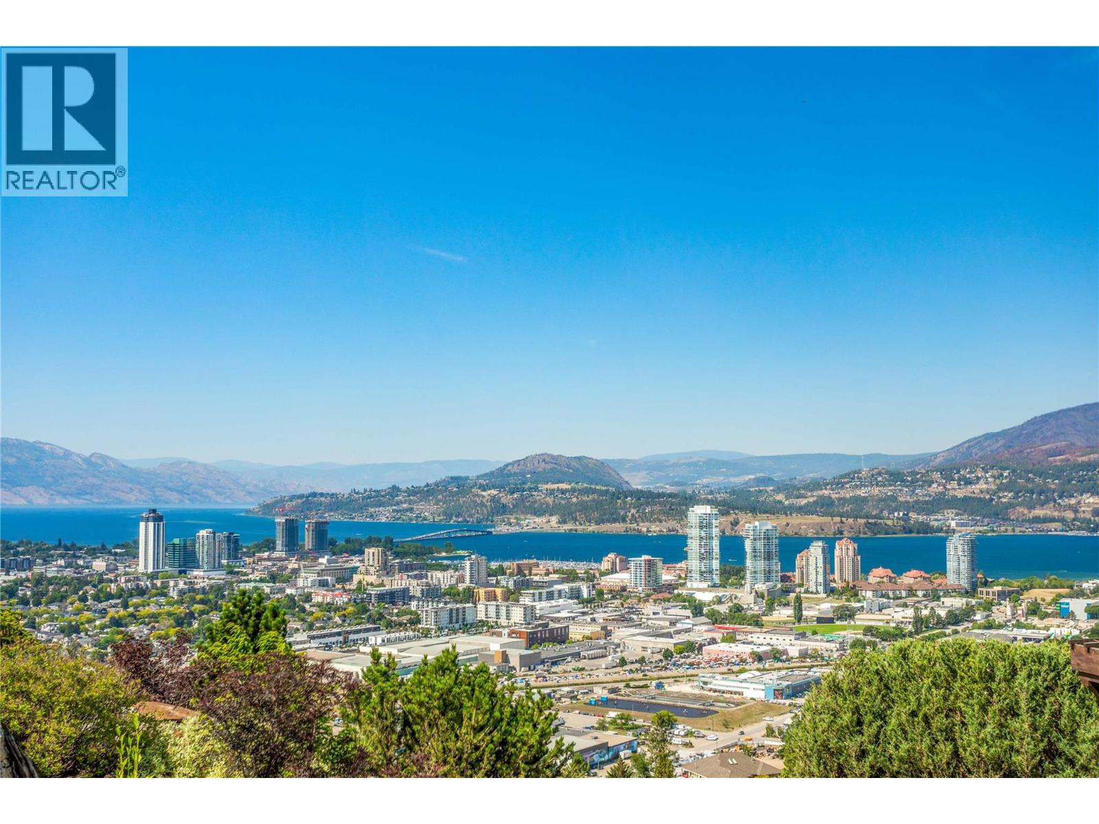 1173 Parkbluff Lane, Kelowna