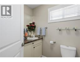 614 Sagebrush Court, Kamloops, BC V2B8M8 Photo 27