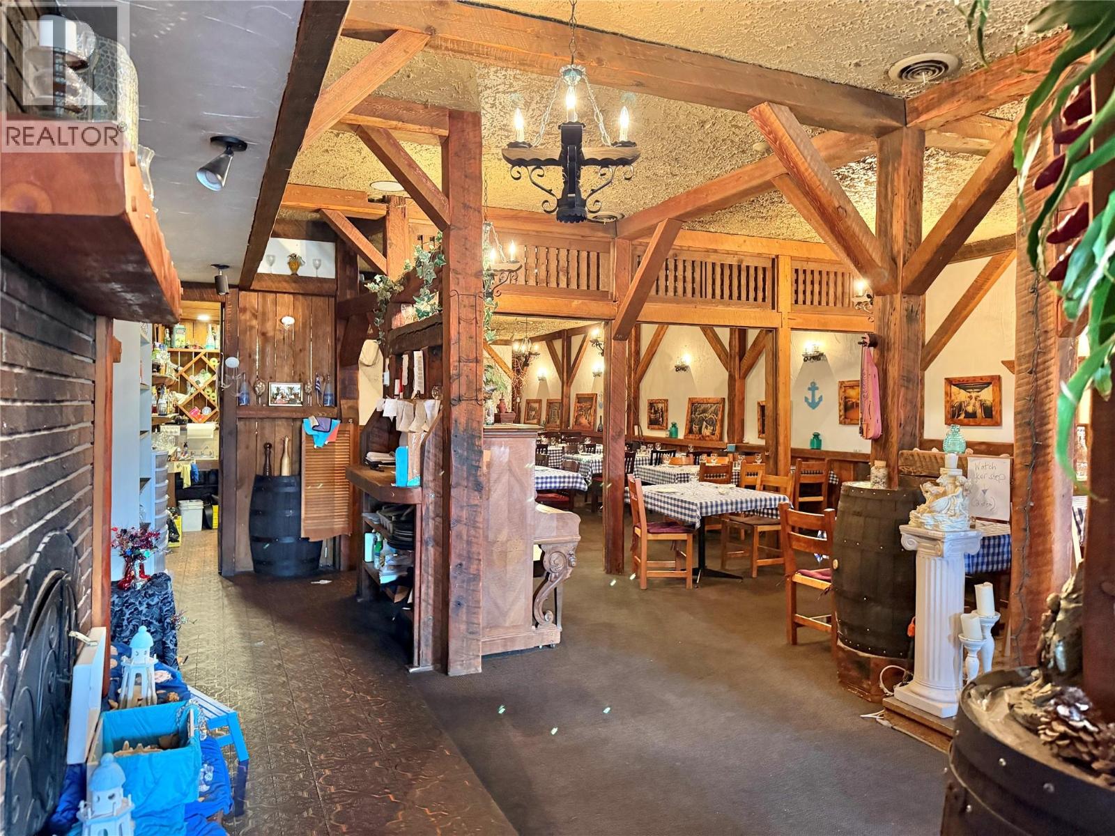 5948 MAIN Street, Oliver