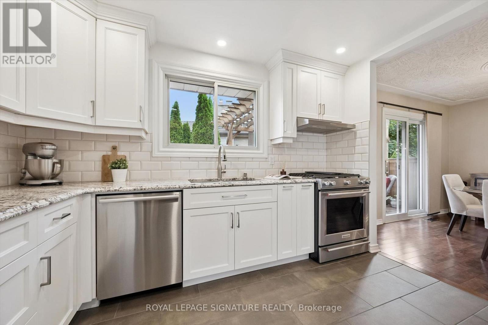 590 FERN ROAD - Image 11