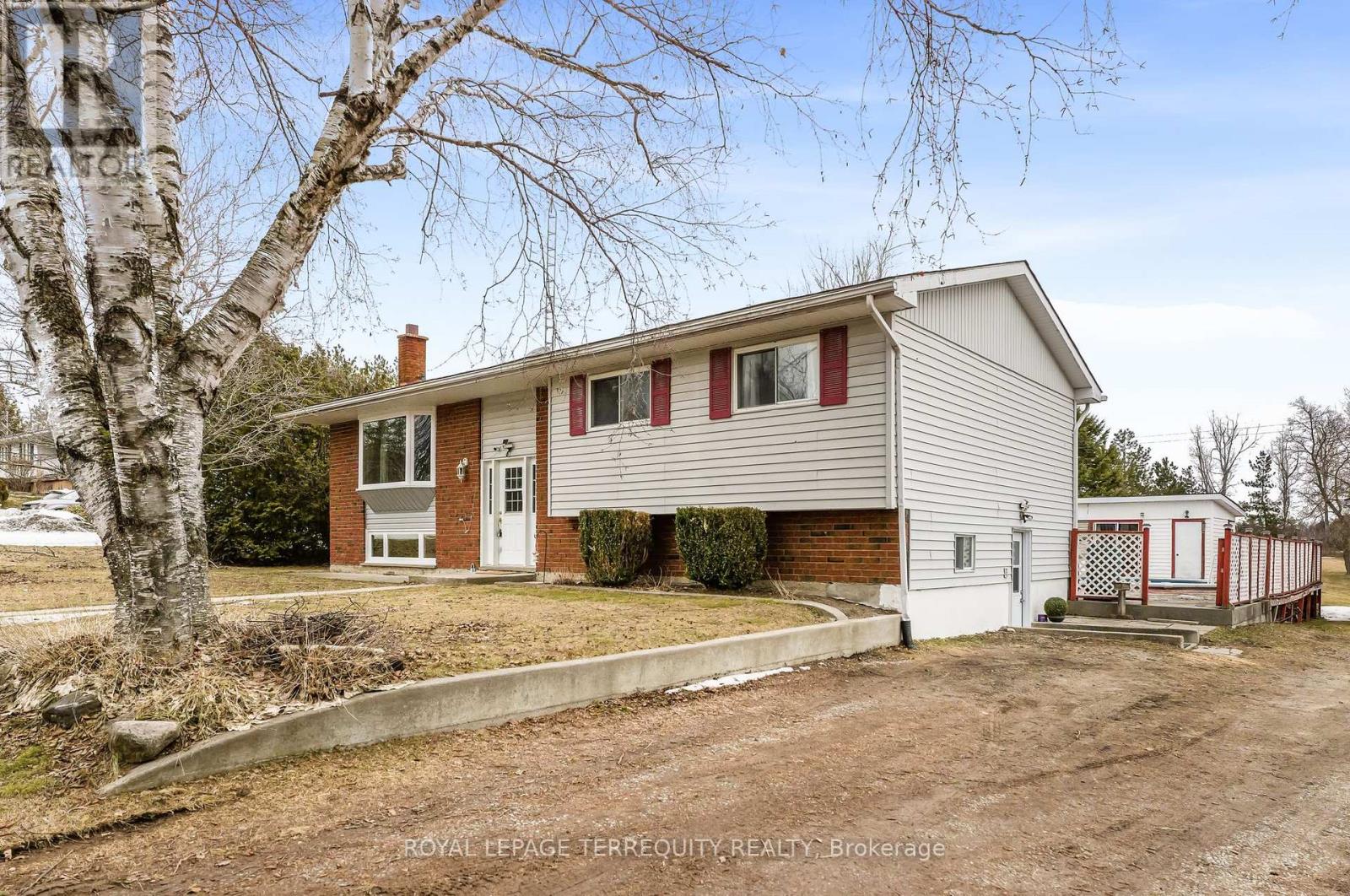 151 GUMMOW ROAD - 2