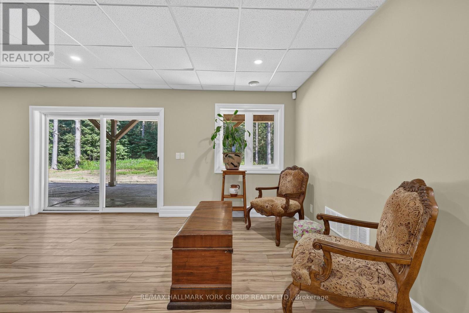 2285 SOUTHWOOD ROAD - Image 8