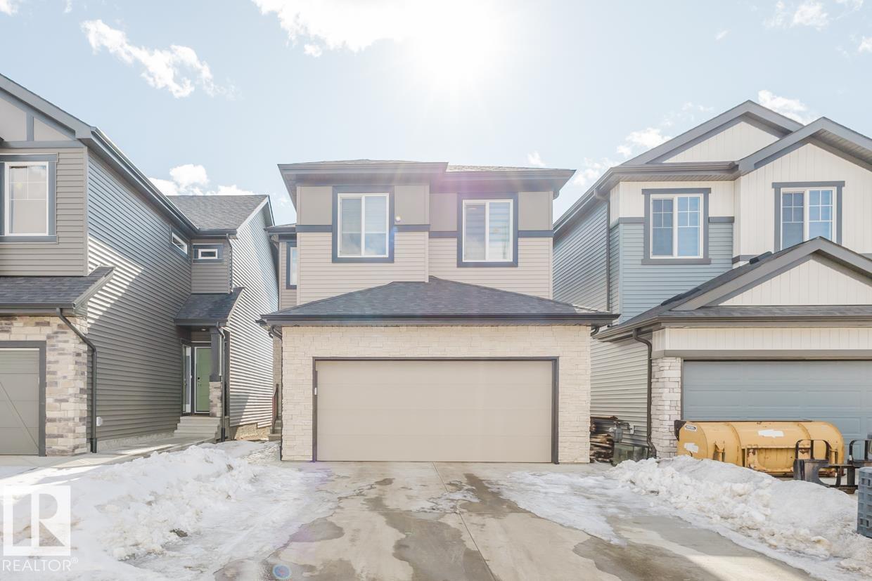 6411 27 AV SW - 1