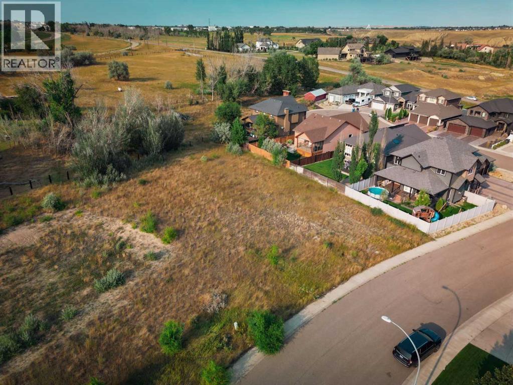 8 Canyon Creek Drive SW