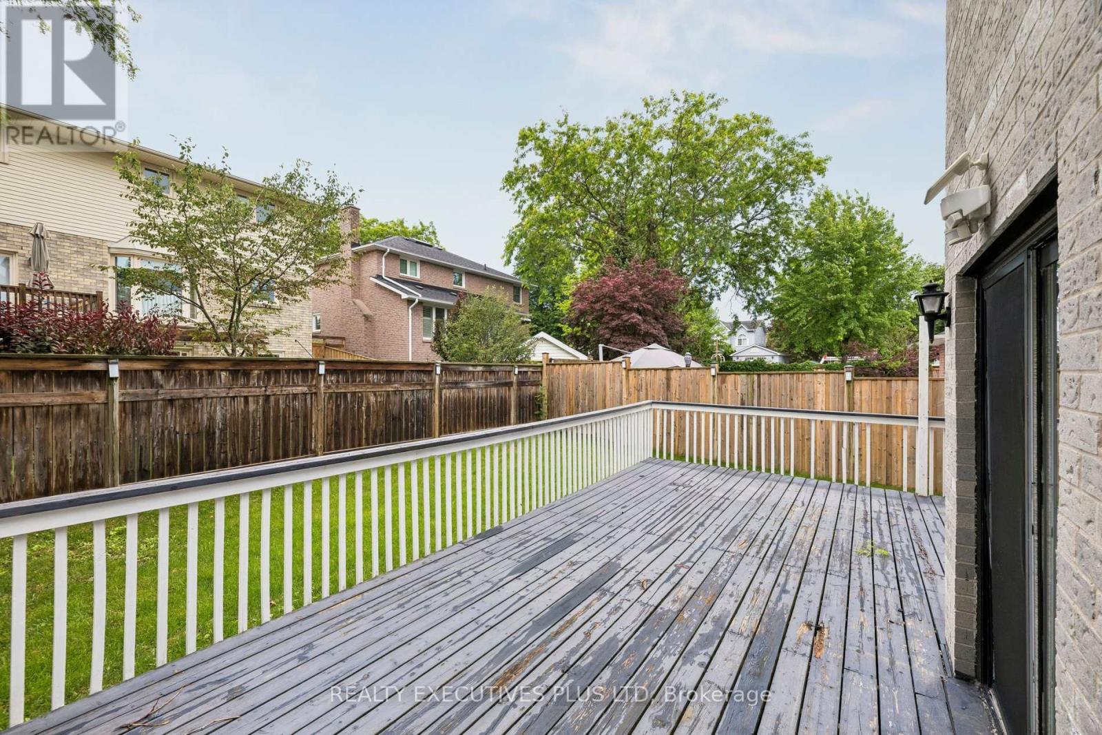 693 BARNES CRESCENT - Image 49