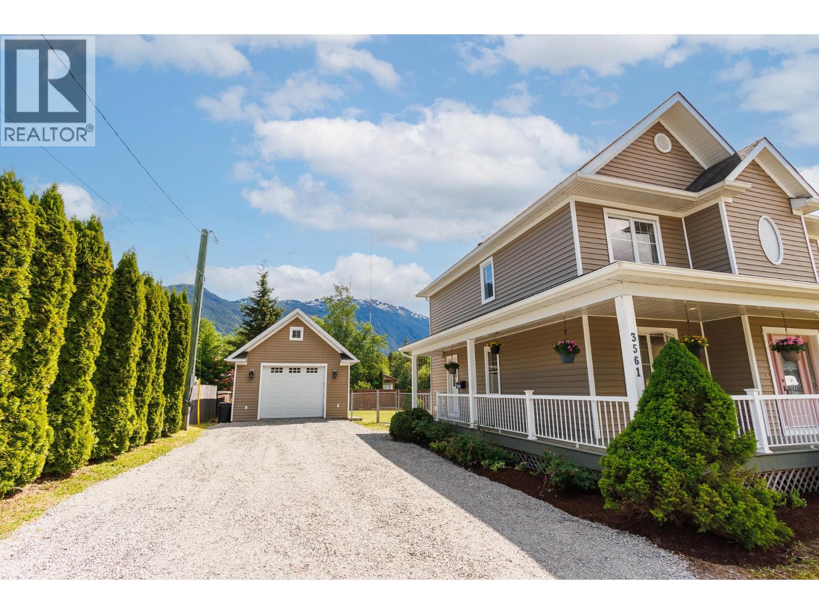 3561 COTTONWOOD CRESCENT - 29