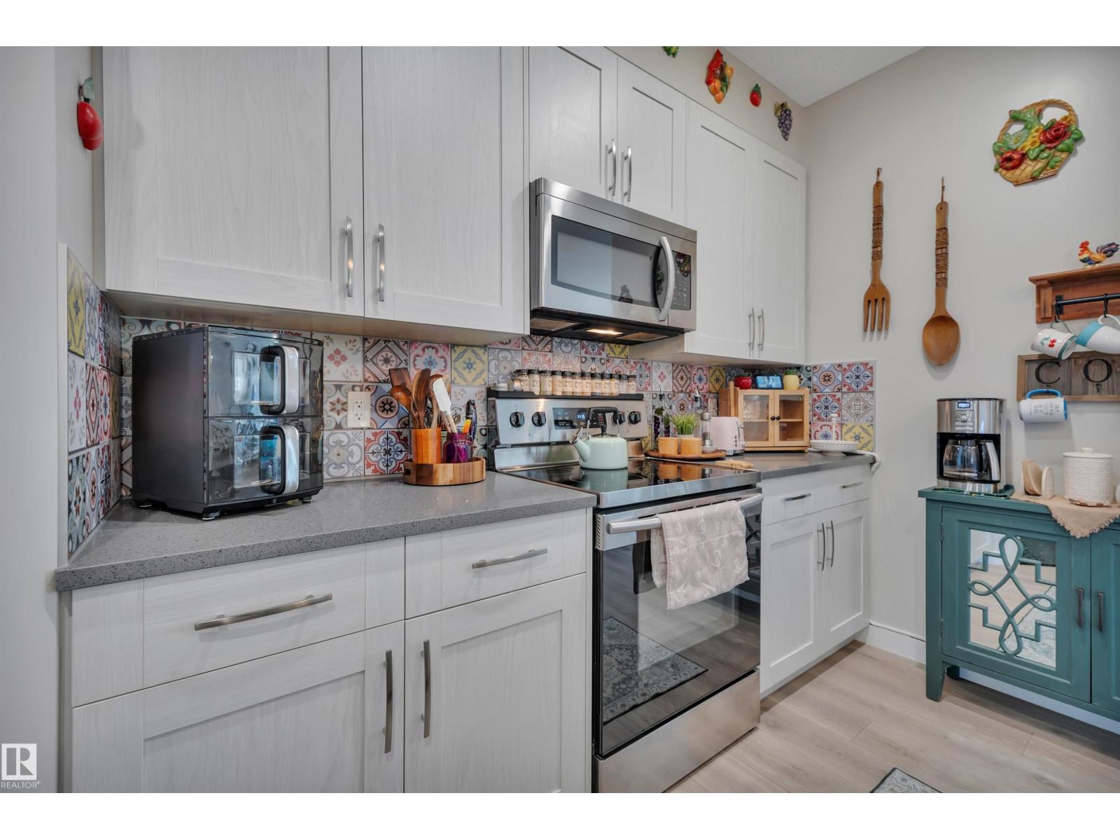 648 ORCHARDS BV SW - Image 13